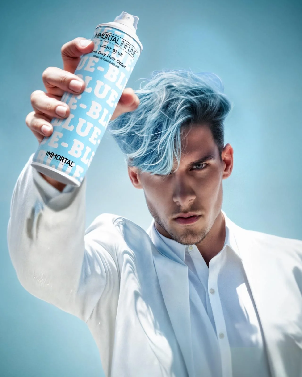 Blue Temporary Tinting Spray - Image 3